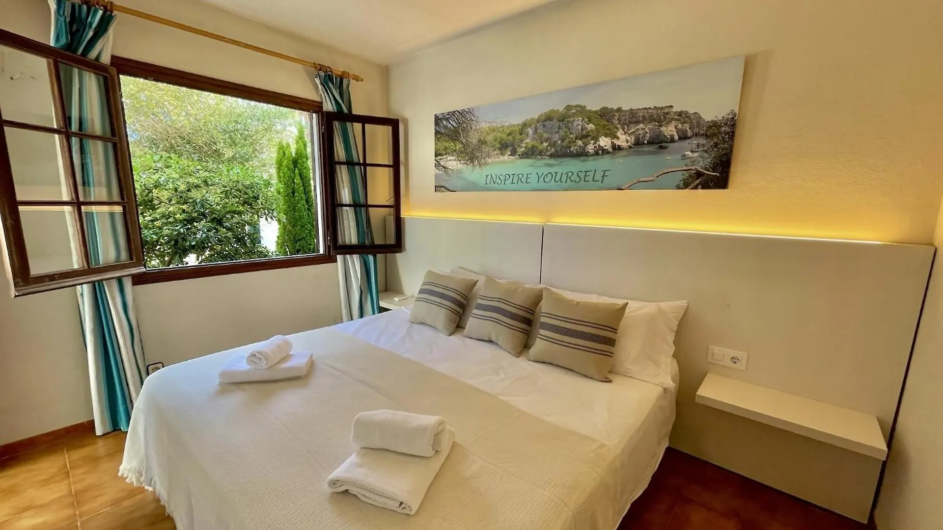 Enjoy Cala Porter Apto En Complejo Vacacional Cala En Porter  Spain